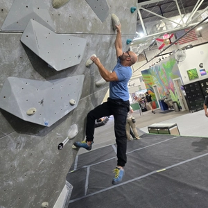 Dr. Shaikh bouldering